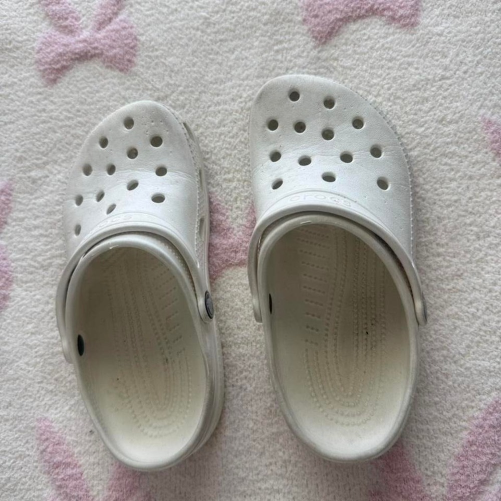 White crocs - Picture 2 of 4